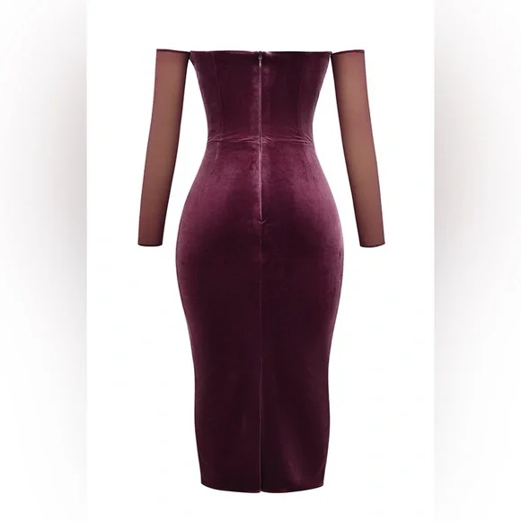 House of CB Leora
Mulberry Strapless Midi Dress - Picture 4 of 6